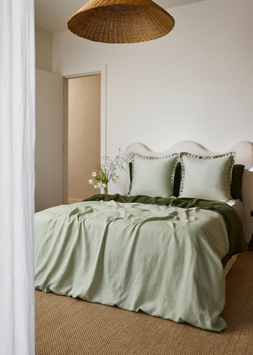 I’m in the Bed Threads Customer Service Team and These Are 10 Common Linen Questions
