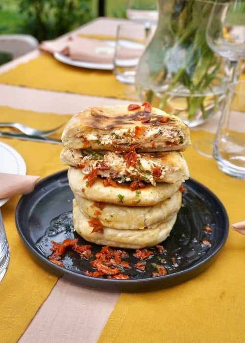 This Mouthwatering Caprese Flatbread Is Carb-Loaded Heaven