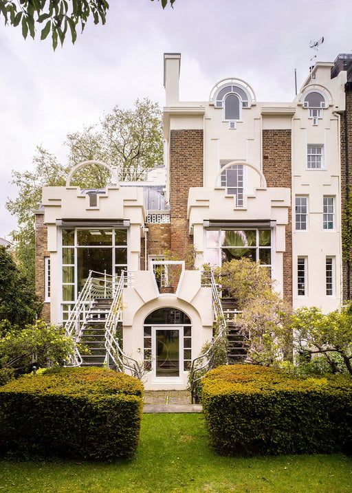 6 Iconic British Homes Where You Can Actually Snoop Around