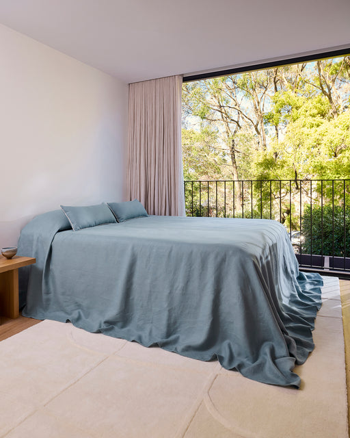 Lagoon Heavy Linen Bed Cover