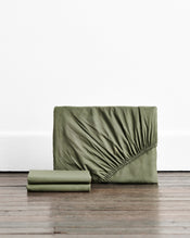 Eucalyptus 100% Organic Cotton Fitted Sheet Set - view